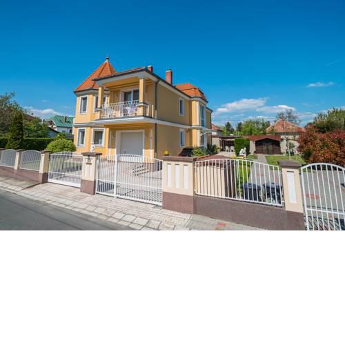 Korponyi Villa