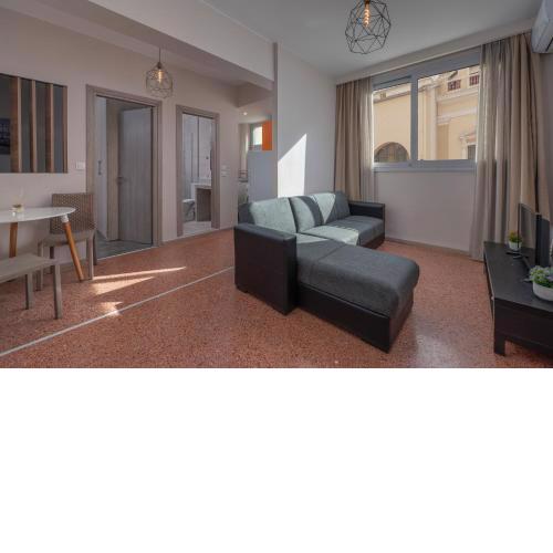 Kosmos Service Apartment Absolute City Center 1-5 With Parking
