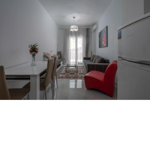 Kosmos Service Apartment City Center 3 with parking