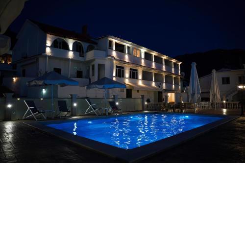 Kostas Beach Apartments