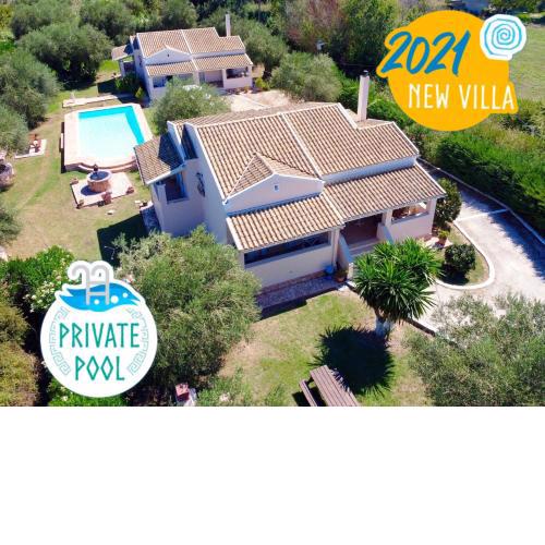 Kostas Beach Estate with private pool