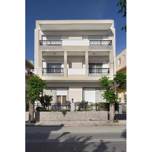 Kostas Central Beach Apartments