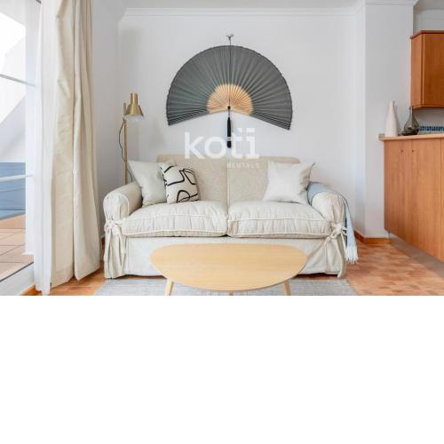 Koti Rentals - Sandy Beach Apartment