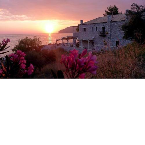 Kourmas Suites