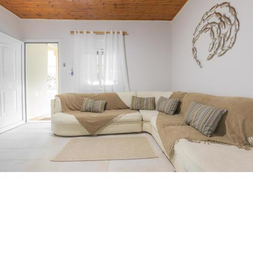 KOUROUTA BEACH HOUSE