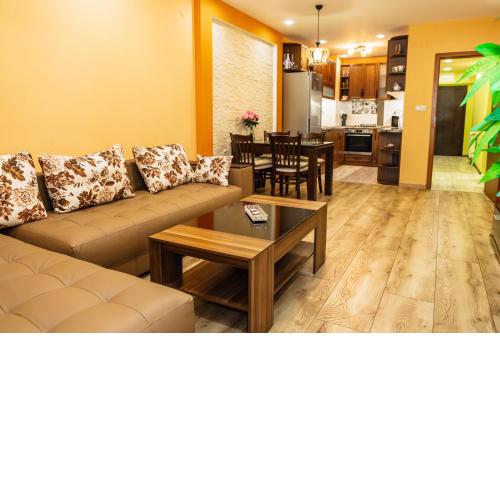 KRISSTY Apartment