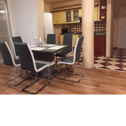 Kristály Apartman