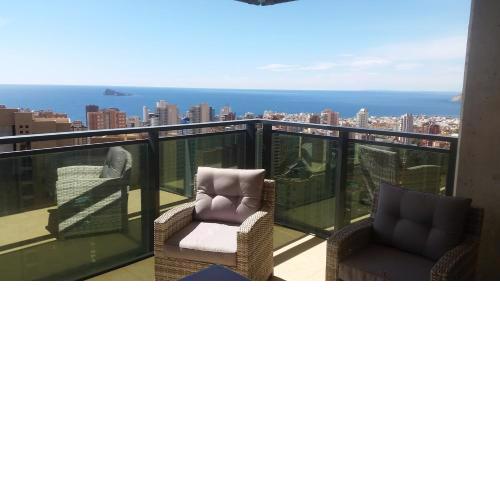 Kronos Apartment