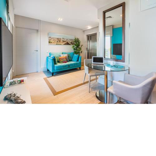 Kronos on the Beach suite 3