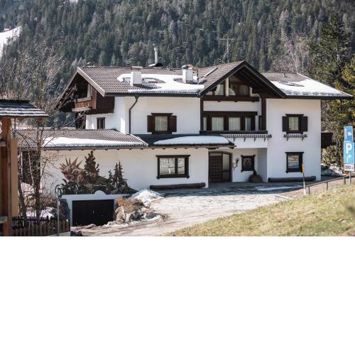 Kronplatz Lodge Dolomites