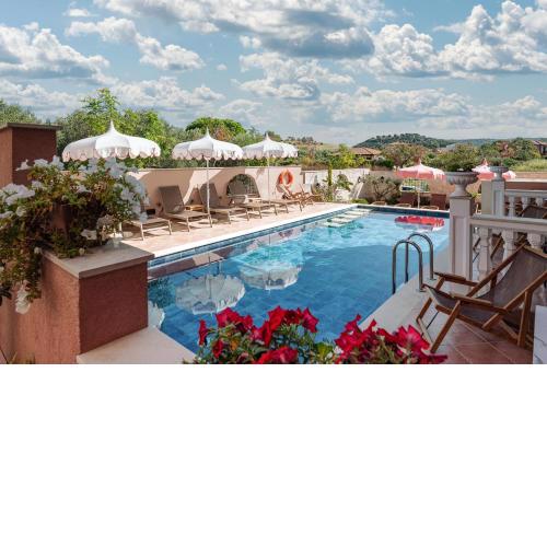 Kseynasa Suites