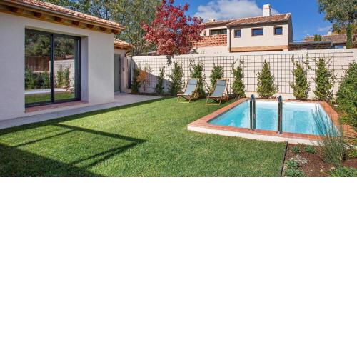 La Alberca 2 Casa especial para parejas con jardín y piscina