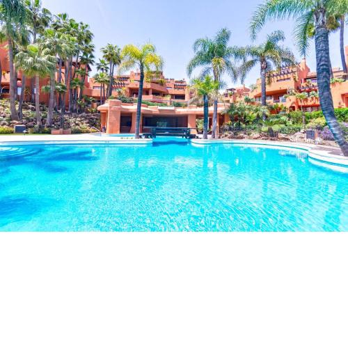 La Alzambra, Puerto Banus