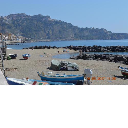 La baia di taormina via vittorio emanuele 86 giardini naxos