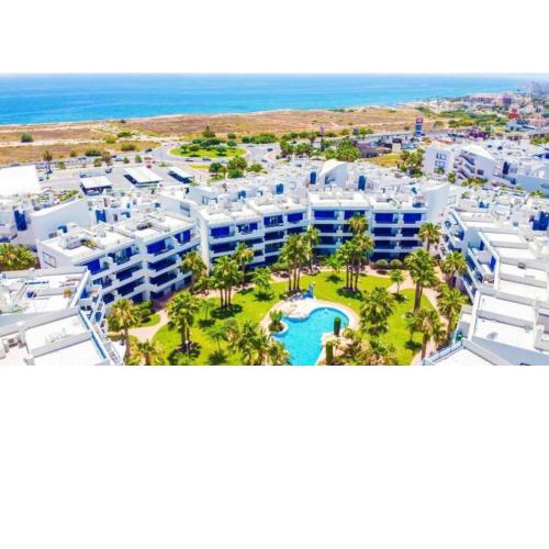 La Calma Cris Beach House