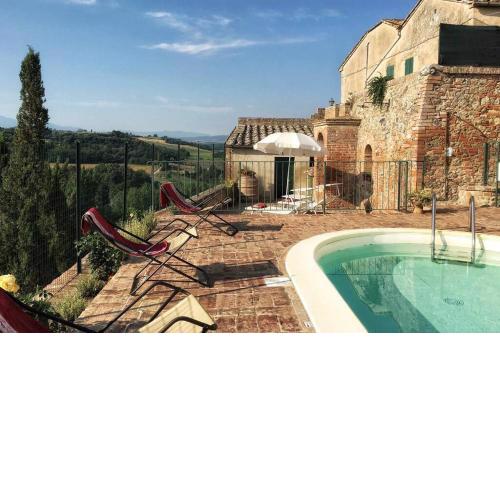 La Capanna,piscina,vista,WiFi,in paese