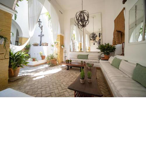 La Casa 1832 Boutique