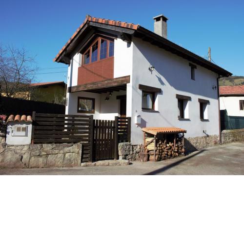 LA CASA 44