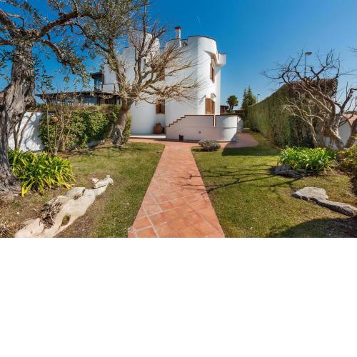 La Casa Bianca by BarbarHouse