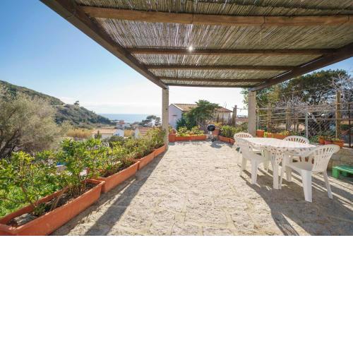 La Casa con Patio a Pomonte