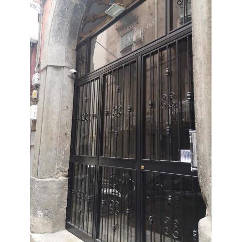 la casa di Ade