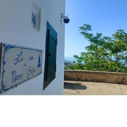 La Casa di Nonno Baffo