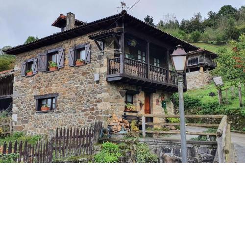 La Casa Rectoral de El Tozu