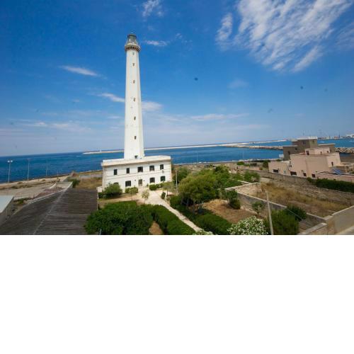 LA CASA SUL FARO
