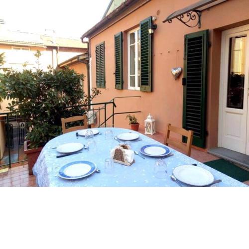 LA CASINA DEL NONNO GINO, TRANQUILLO CON TERRAZZA ESClUSIVA