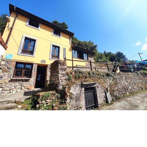 La casina del pozo en Cudillero, As. VV-360-AS