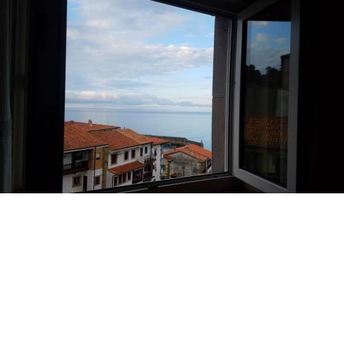 La casina del Reloj con vistas al mar