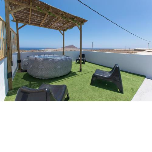La casita de Aitor; campo y playa en el Médano