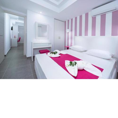La central Apartments