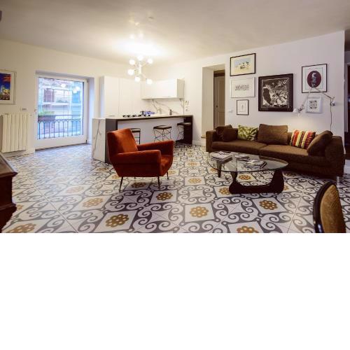 La Cuntana Design Home