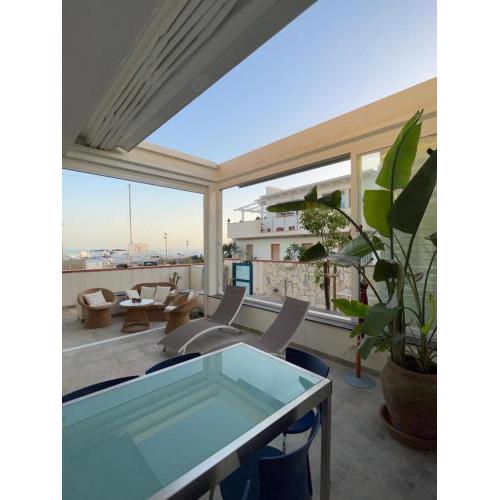 La Finestra Sul Mare, Casuzze, Beachfront