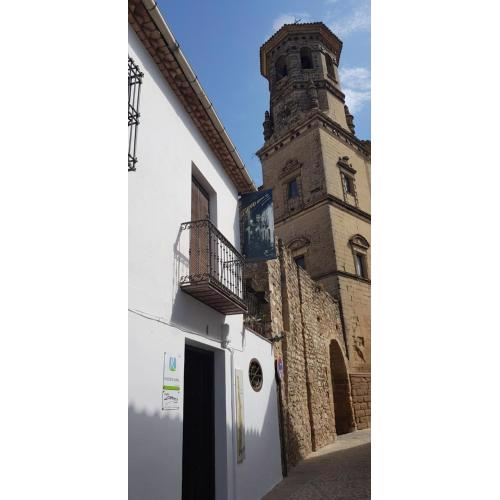 La Joya de Baeza: Studio Garrido: Vivienda con Historia y Arte en el Corazón de la Ciudad Patrimonio de la Humanidad