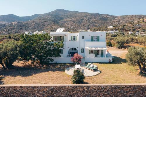 La Maison de Lilac-Luxurious Olive Grove apartments