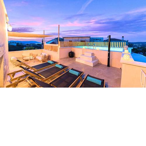 La Mirage Villa Heated Pool