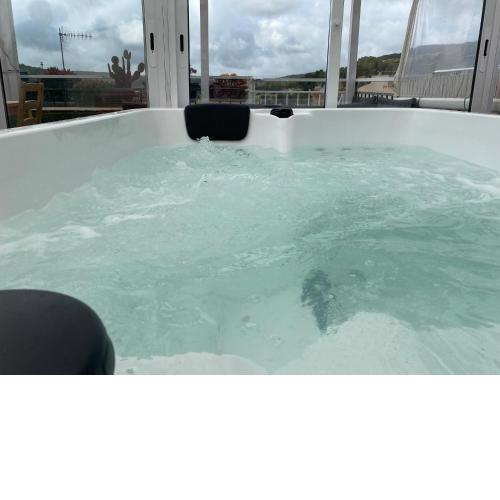 La Olivera APARTHotel Rural Suites bañera hidro o Jacuzzi privados