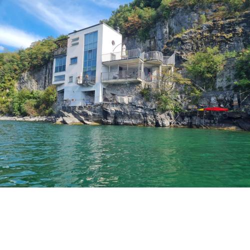 La Perla del Lago di Como - CIR O97O67