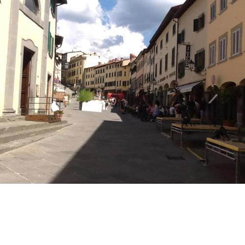 LA PIAZZA UNO