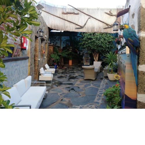 La Piedra Viva Agüimes , Siete hermanos