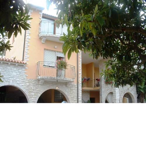 La Pinetina 3 Apartment