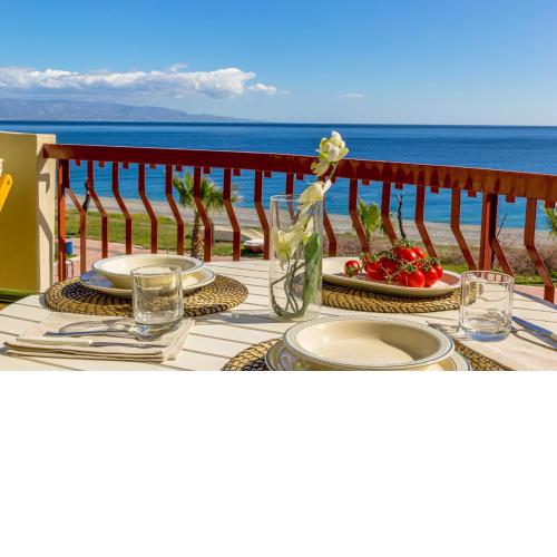 La Plage - Home and Sea
