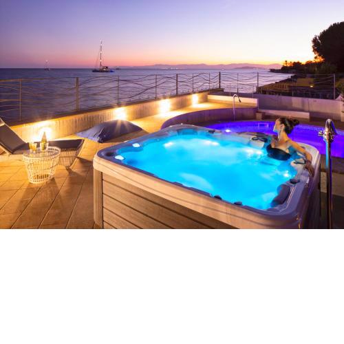 La Porta sul Mare di Capitana, accesso diretto al mare, piscina privata