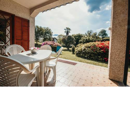 La Quiete - Lakeside Leisure & Business