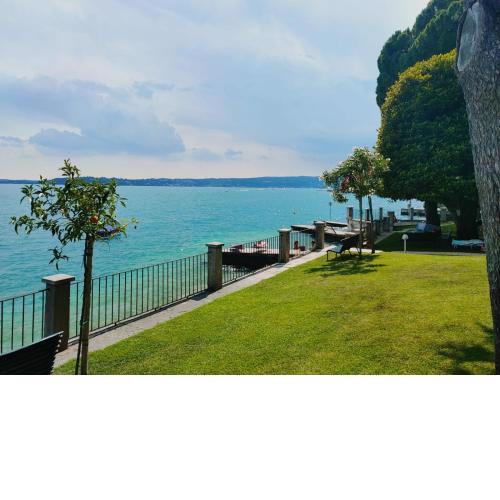 La Rosa Del Garda Apartment