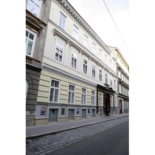 La Scala Apartments