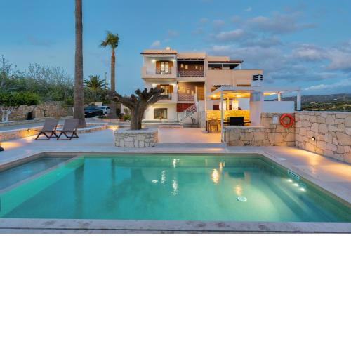 La Serena Residence & Farm with Heated Pool