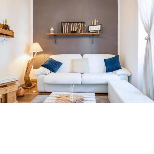La Serra cozy apartment with sea view!